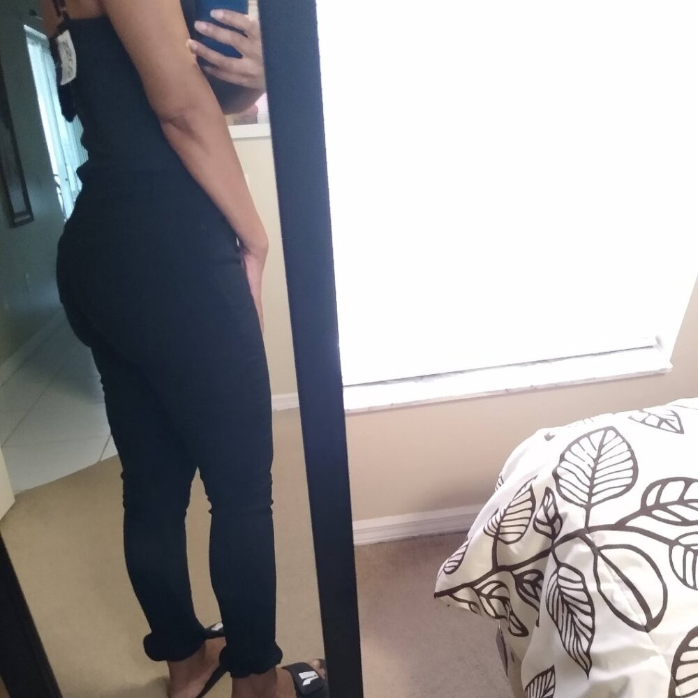 Ruffled Ankle Pants - Picture 2 of 2